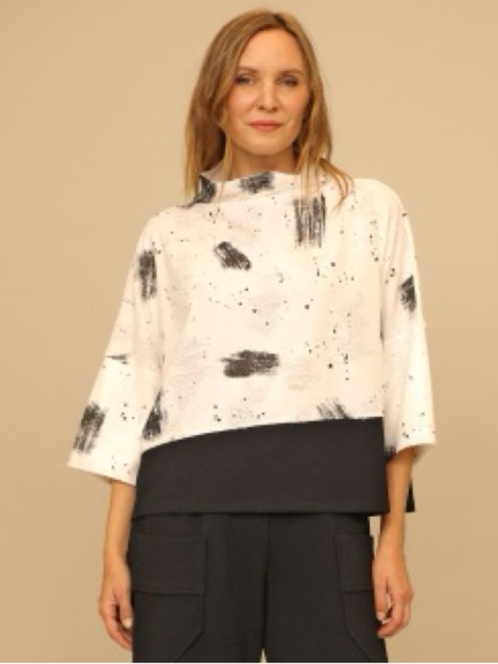 Beau Jours Clarisse Top Women’s Size L Mock Neck Boxy Fit Abstract Artsy Knit